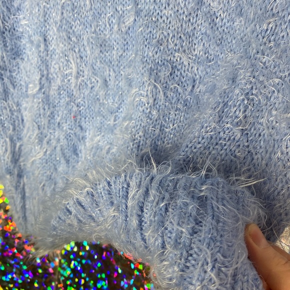 ❄️Baby blue fuzzy sweater❄️ - Picture 8 of 8